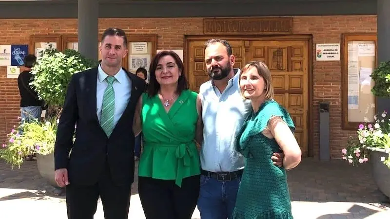 En la imagen los concejales de Vox en el Ayuntamiento de Bolaños de Calatrava (Ciudad Real)