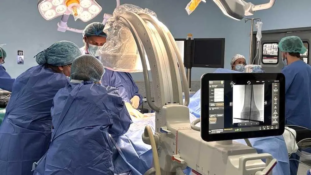 El Sescam realiza las primeras cirugías de alargamiento óseo con clavo intramedular