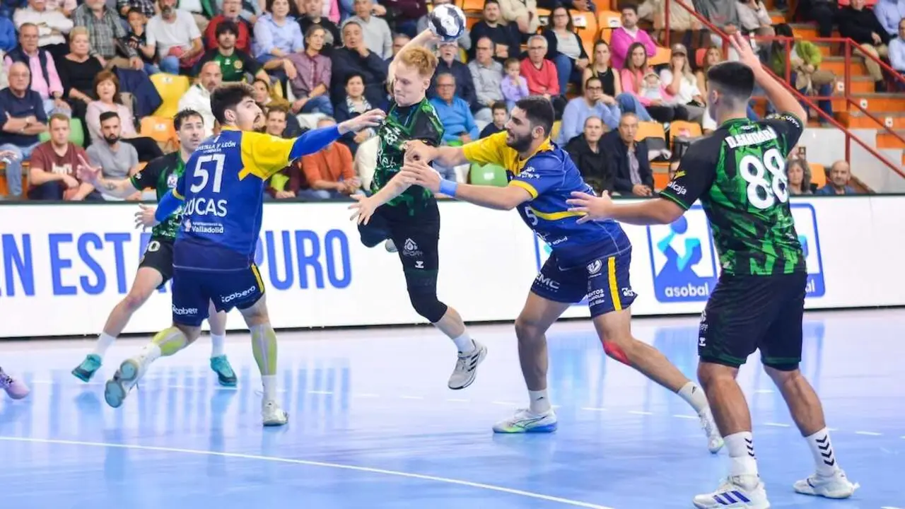 Exhibición del REBI Cuenca ante un Recoletas Valladolid sin respuesta (31-23) - Fotografía: J.A. Lillo